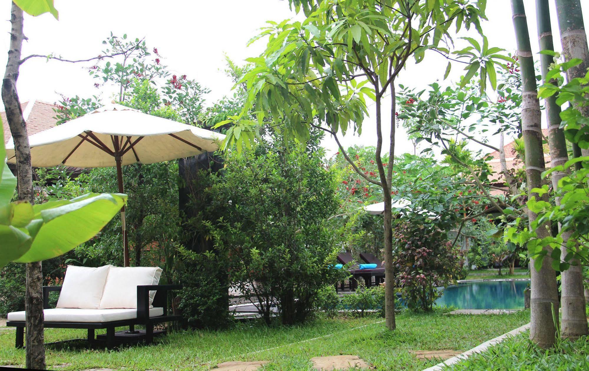 Villa Amalia Siem Reap Buitenkant foto